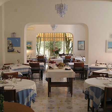 Hotel Candia カザミッチョラ・テルメ エクステリア 写真